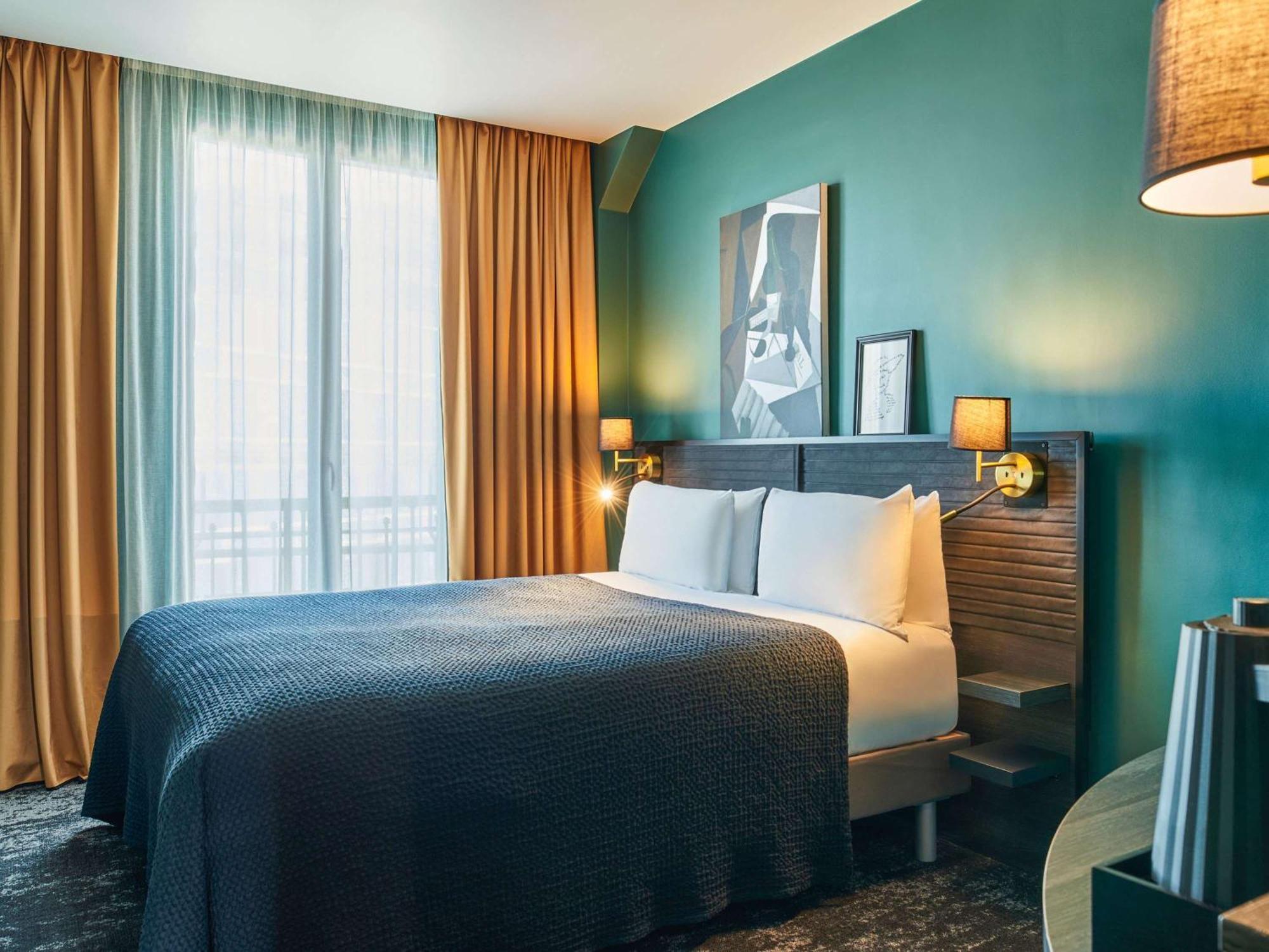 Mercure Paris Tour Eiffel Pont Mirabeau Buitenkant foto