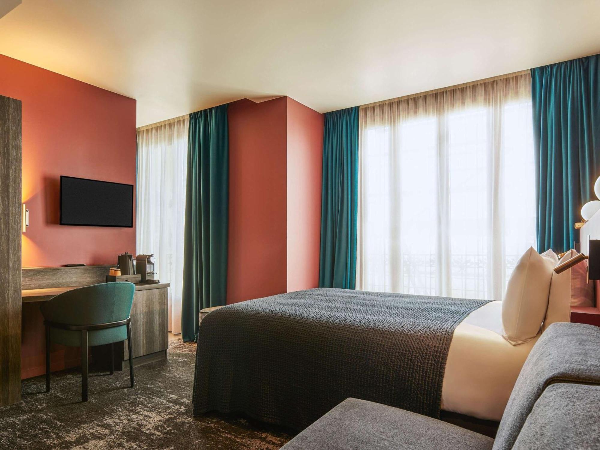 Mercure Paris Tour Eiffel Pont Mirabeau Buitenkant foto